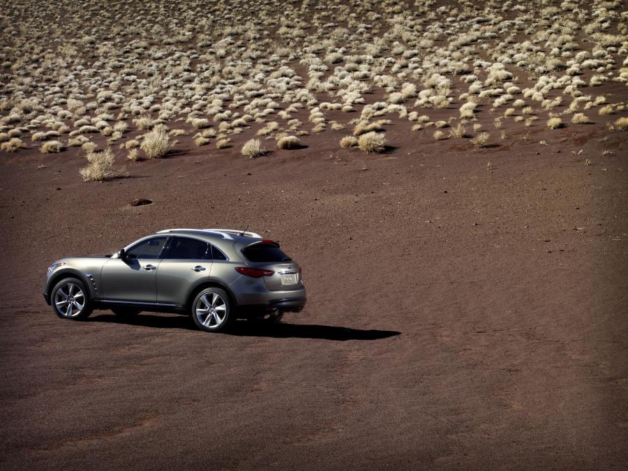  Infiniti FX50 2009 года  (фото 82 из 110)